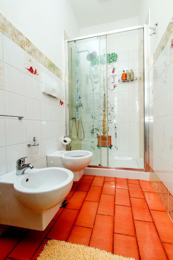 B&B Antico Cortile Милано Екстериор снимка